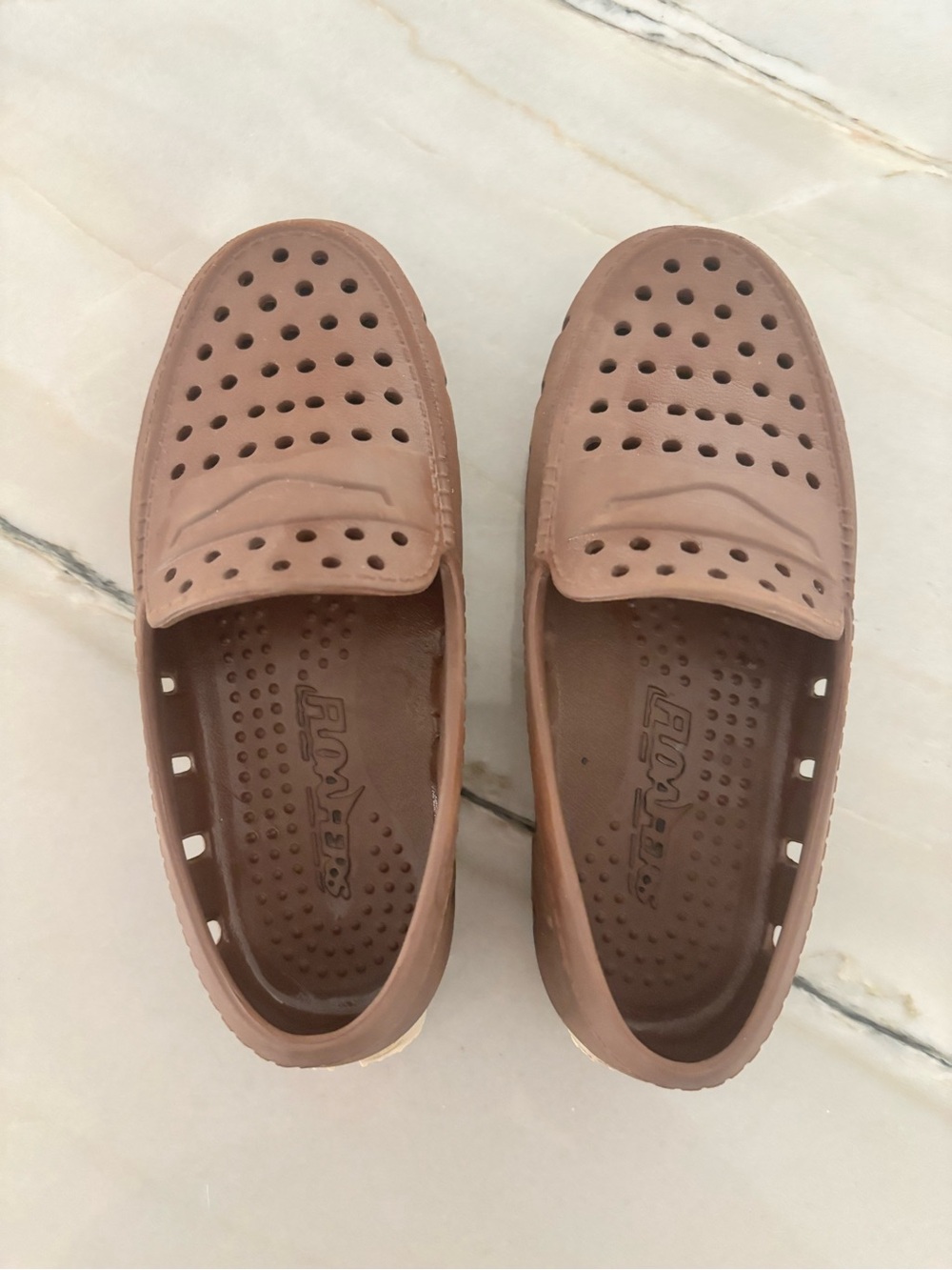 Kids Breathable Slip-On Loafers in Brown